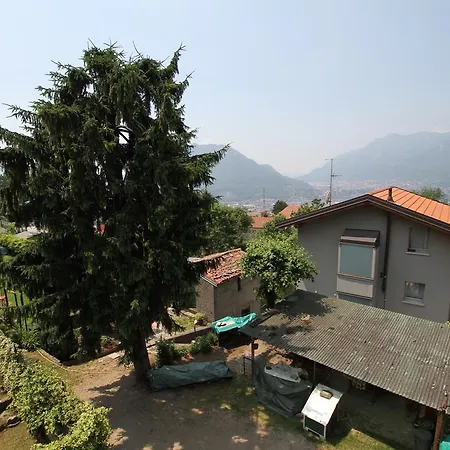 Localita Manzoniane 住宿加早餐酒店 莱科